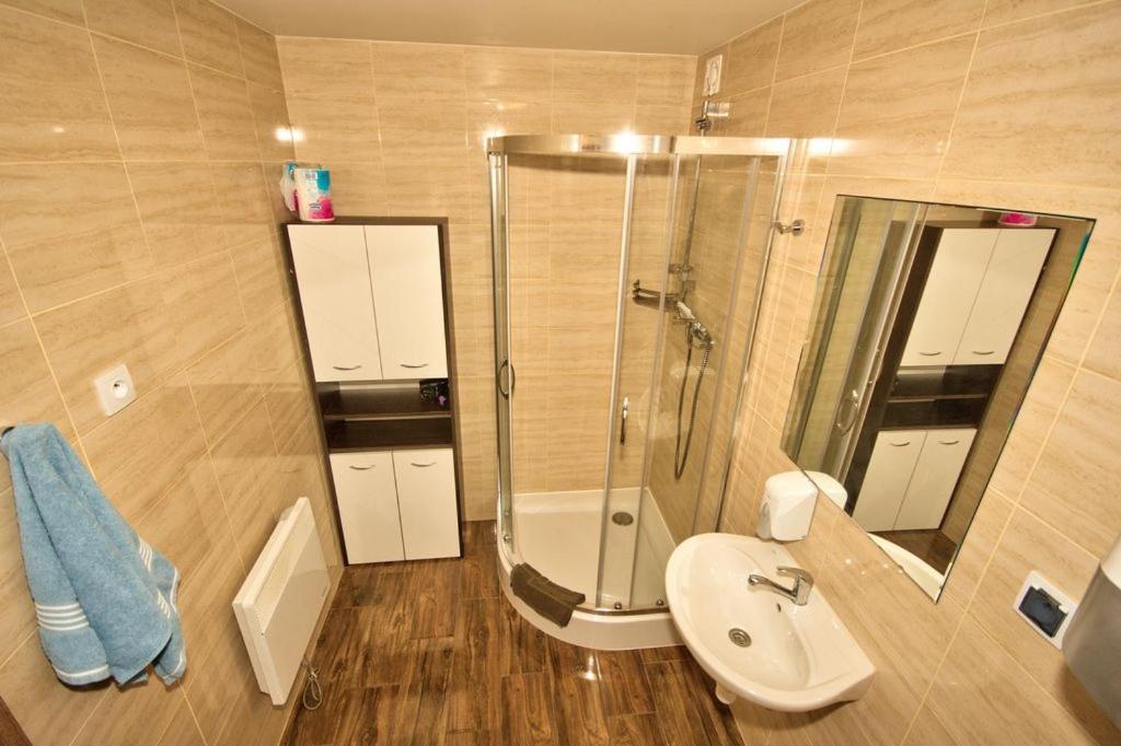 Biesy2 Apartman Wetlina Szoba fotó